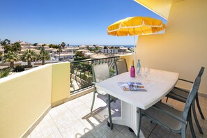 Private Balcony & Terrace