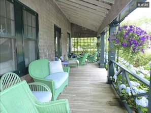 Great living area-outside porch