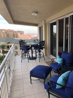 Comfortable conversation area while enjoying the view