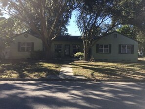 Guest Quarters/apartment is on the right side, the side with two front windows.