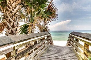 395 Beach Access - Just a Quick Bike Ride Away