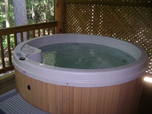 Bain à remous extérieur