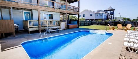 Private Pool Area