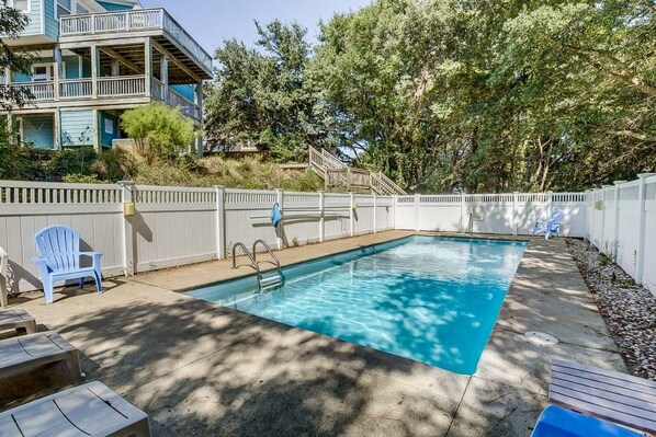 Private Pool Area