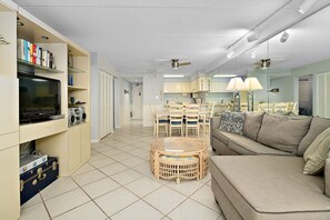 Living Area Atlantis 209