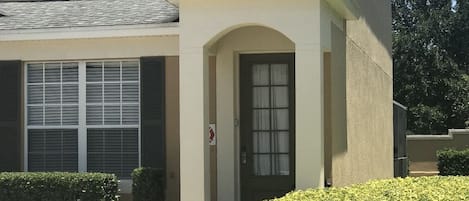 End Unit 3Bed/3Bath Townhouse. No Rear Neighbors. 1 Minute walk to Water Park 