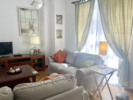 Sitting room.