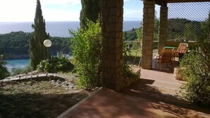 front veranda 
