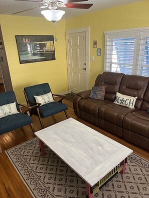 Family room with Smart TV, DirectTV streaming television and Wi-Fi