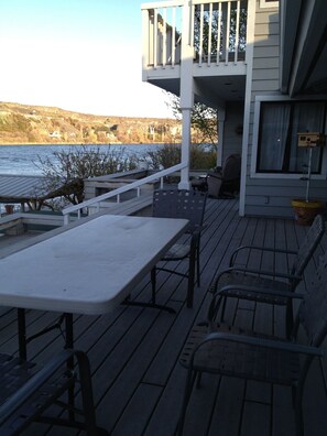 Main level patio off of kitchen / dining room