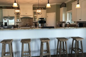Extra seating at the kitchen bar