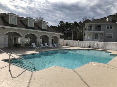 Luxury Vacation Condo At Oyster Bay- Free Wifi, Linens & Towels