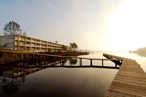 Waterfront condo with 3 piers for fishing, crabbing & docking boats