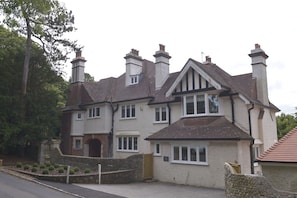 Little Friston Lodge is an annexe to a larger country house