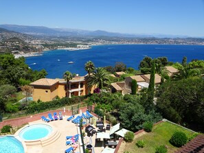 Un panorama d'exception depuis NOTRE terrasse.
Photo Copyright Ph.Garnesson