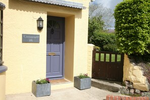 The front door to Tirmynydd