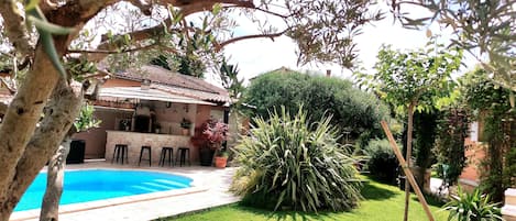 Magnifique jardin aménagé