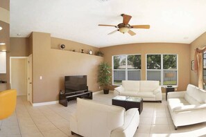 Wischis Florida Home - Vacation Rentals Cape Coral I Property Management I Real Estate