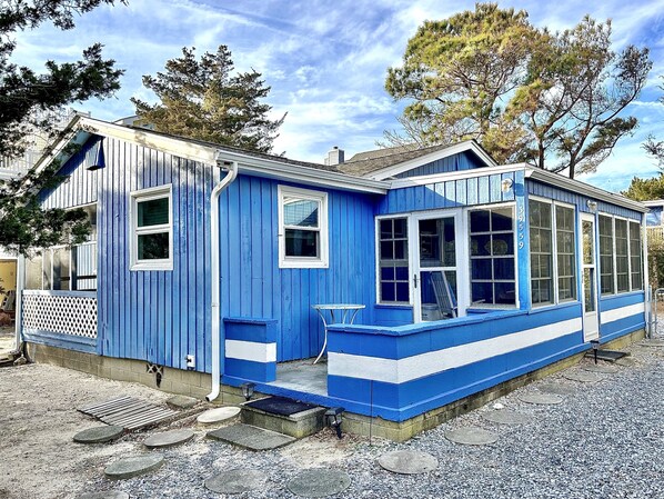Updated single family home. 
Small size + small price = HUGE appeal!