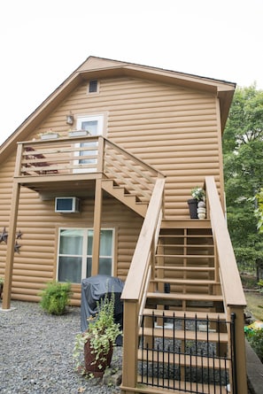 Guesthouse Loft Entrance Steps