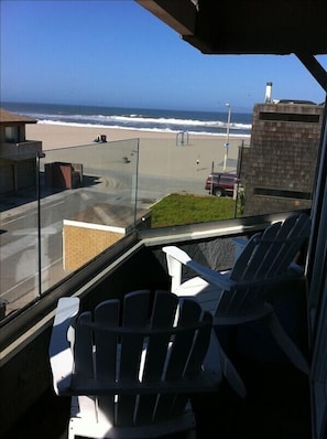 View from 2nd Floor deck looking out to the ocean.