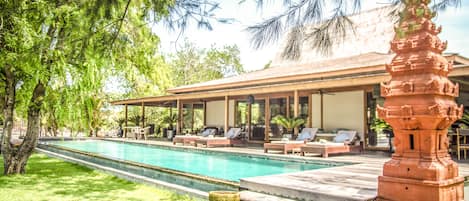 villa pulau cinta beachfront poolside decking