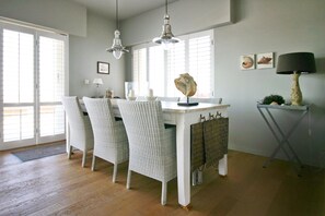 Dining room between kitchen and terrace