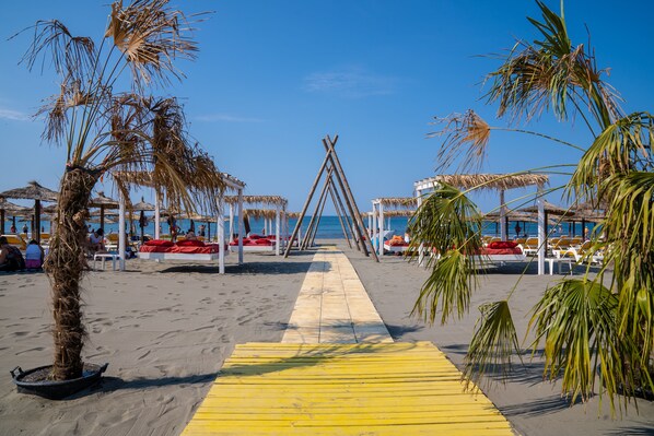 Strand