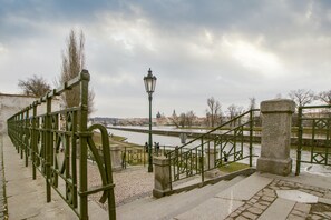 Esterni