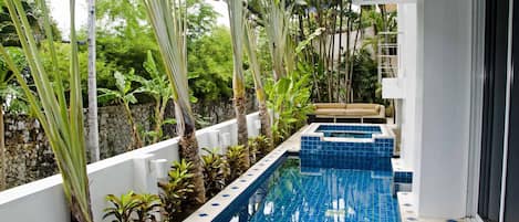 The 4 bedrom White Villa Patong