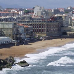 Appartement à deux pas de la plage vue du phare
