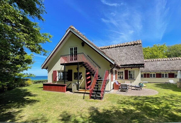 Main House, Annex and sea view