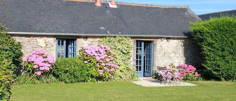 vue coté jardin privé