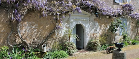 L'entrée de l'Abbaye