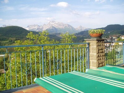 Family-friendly apartment, up to 6 persons, wonderful terrace and view