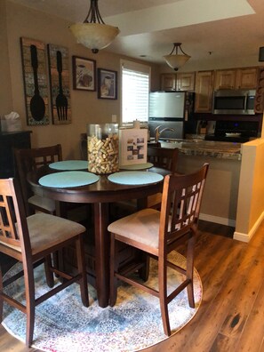 Dining area - Breakfast Bar -Kitchen