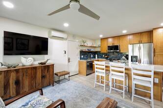Ocean & Tropical Garden View at a Beach Front Property-Kihei Kai Unit 13