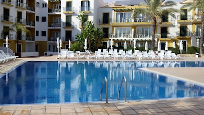 RESORT VACATION WITH SWIMMING POOLS, SEA VIEW, TERRACE, WIFI AND AIR CONDITIONING