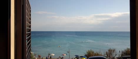 Vue sur la plage ou l’océan