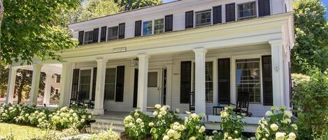 “If you’ve admired the old classic white clapboard, black shuttered Vermont inns & homes in historic towns like Manchester, but have never stayed in one then give yourself a real treat and stay at the Wickham House.” - Thomas, *****