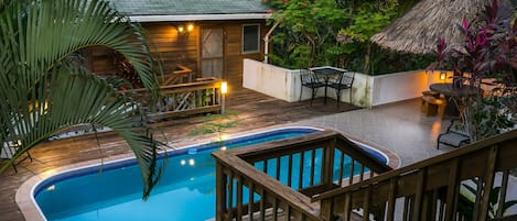 Casita & pool view from Casa
Photos: Alex Rentzis - SpartaPhoto’ 