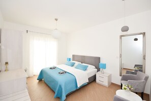 Master Bedrooom