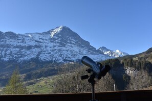 Beobachten Sie die Bergsteiger in der Eigernordwand.