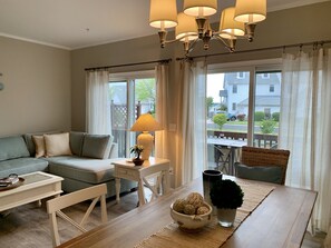 Dining room with sliding doors to deck