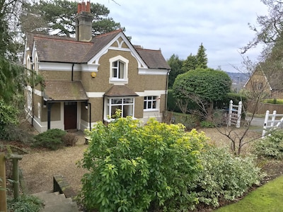 Stunning 3 bedroom character lodge in Berkhamsted