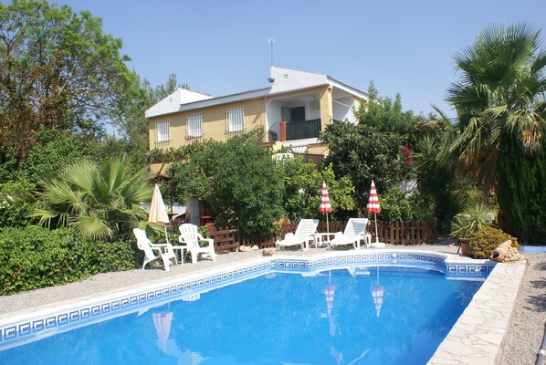 A view of the house and the pool