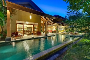 Stunning 4Bedroom Villa at Seminyak