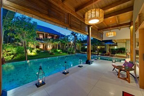 Group 10 BR villa by the beach Seminyak