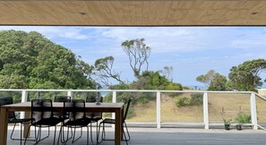 Deck / lagoon / ocean view