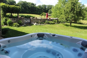 Hot tub - private over looking pool area